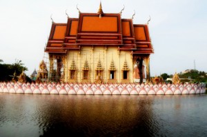 храмовый комплекс Wat Plai Laem